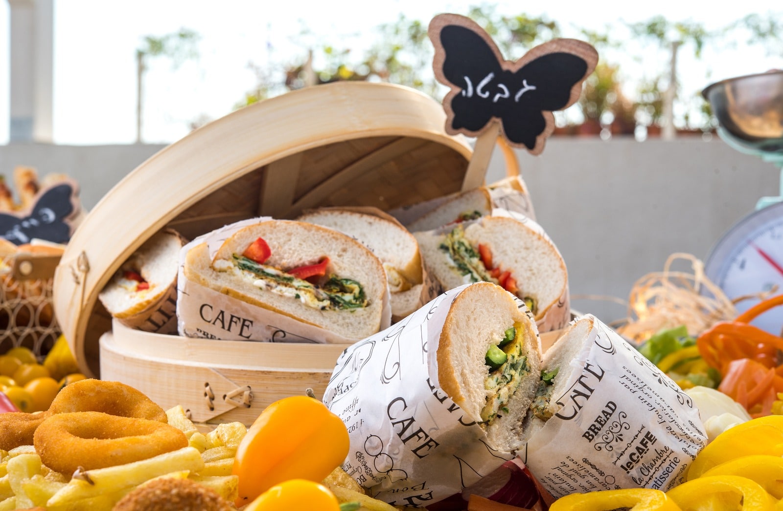 שולחן שוק חלבי - קייטרינג חלבי